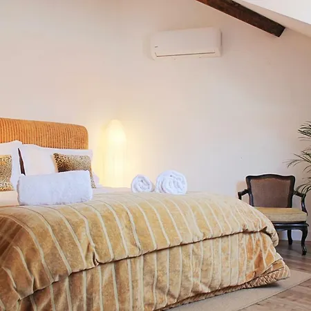 New: Charming Duplex Principe Real